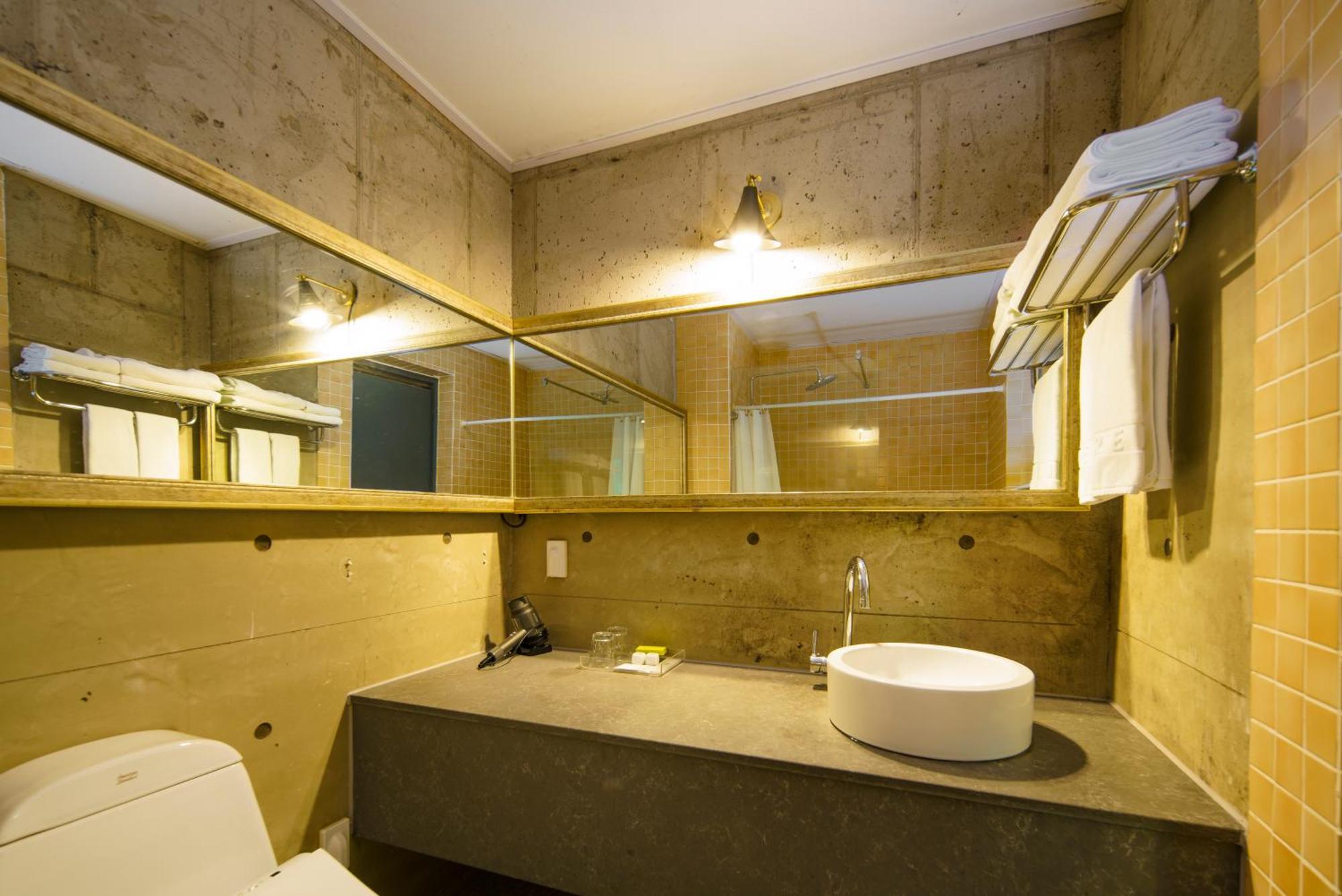 Lareem Boutique Hotel Yerye-dong Exteriör bild