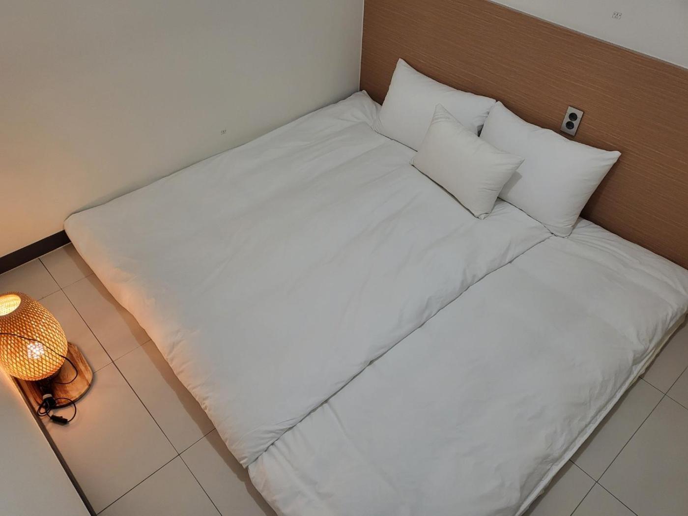 Lareem Boutique Hotel Yerye-dong Rum bild